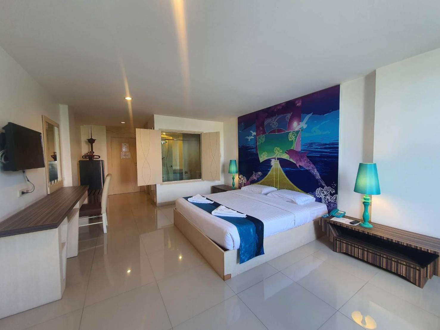 The Pacific Cool Chic Hotel 3*
