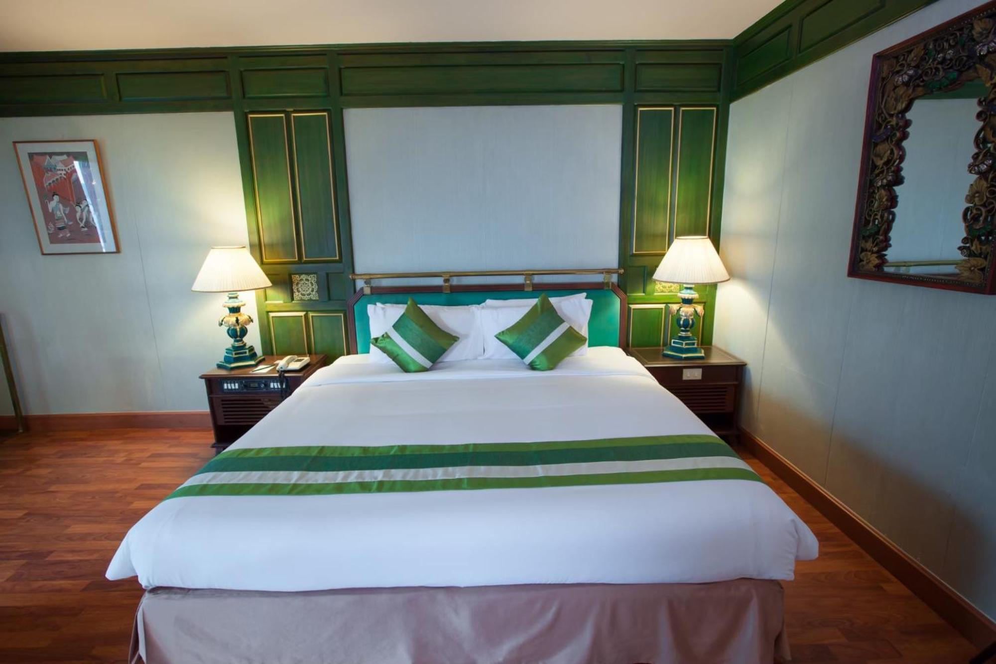 Chiangmai Grandview & Convention Center Hotel 4*