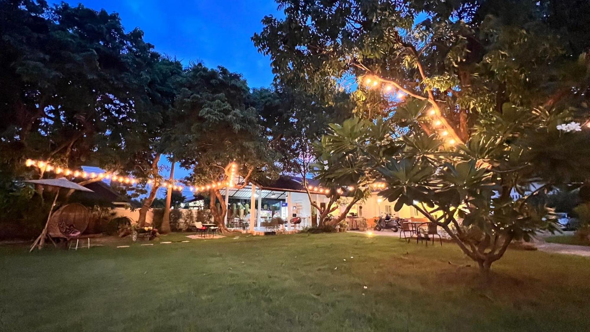 Udee Cozy Hotel