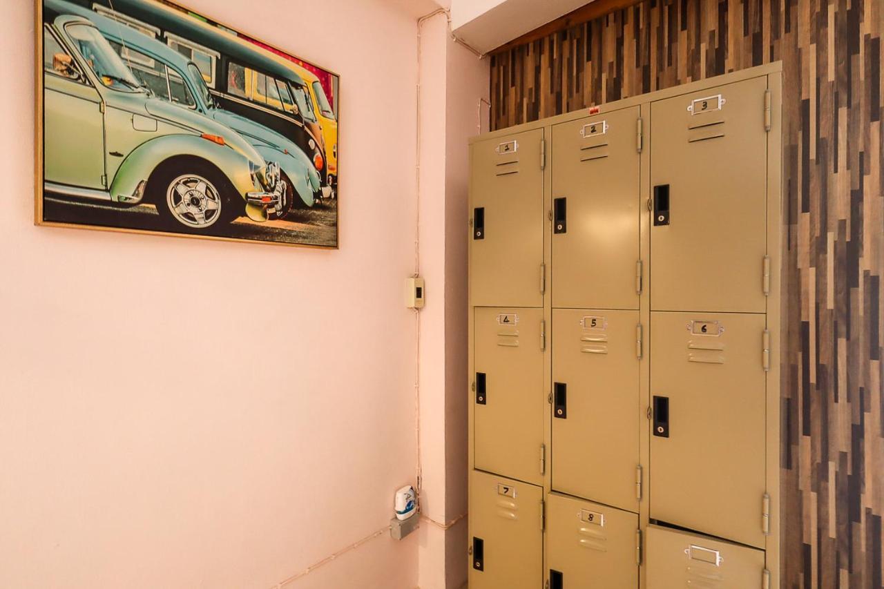 Hostel The Backpackers & Bar