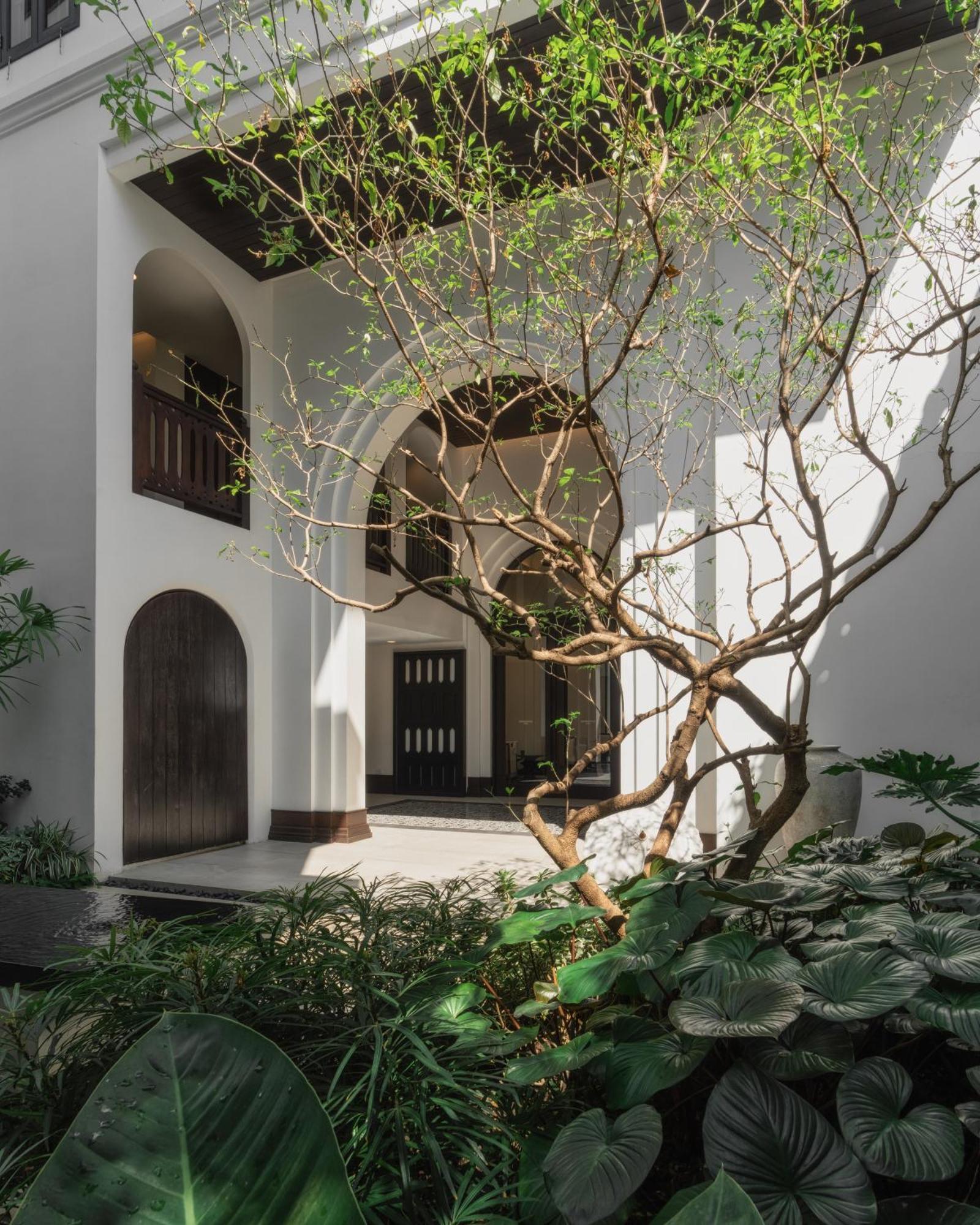 Burirattana Hotel-an Adults Only Hotel 4*