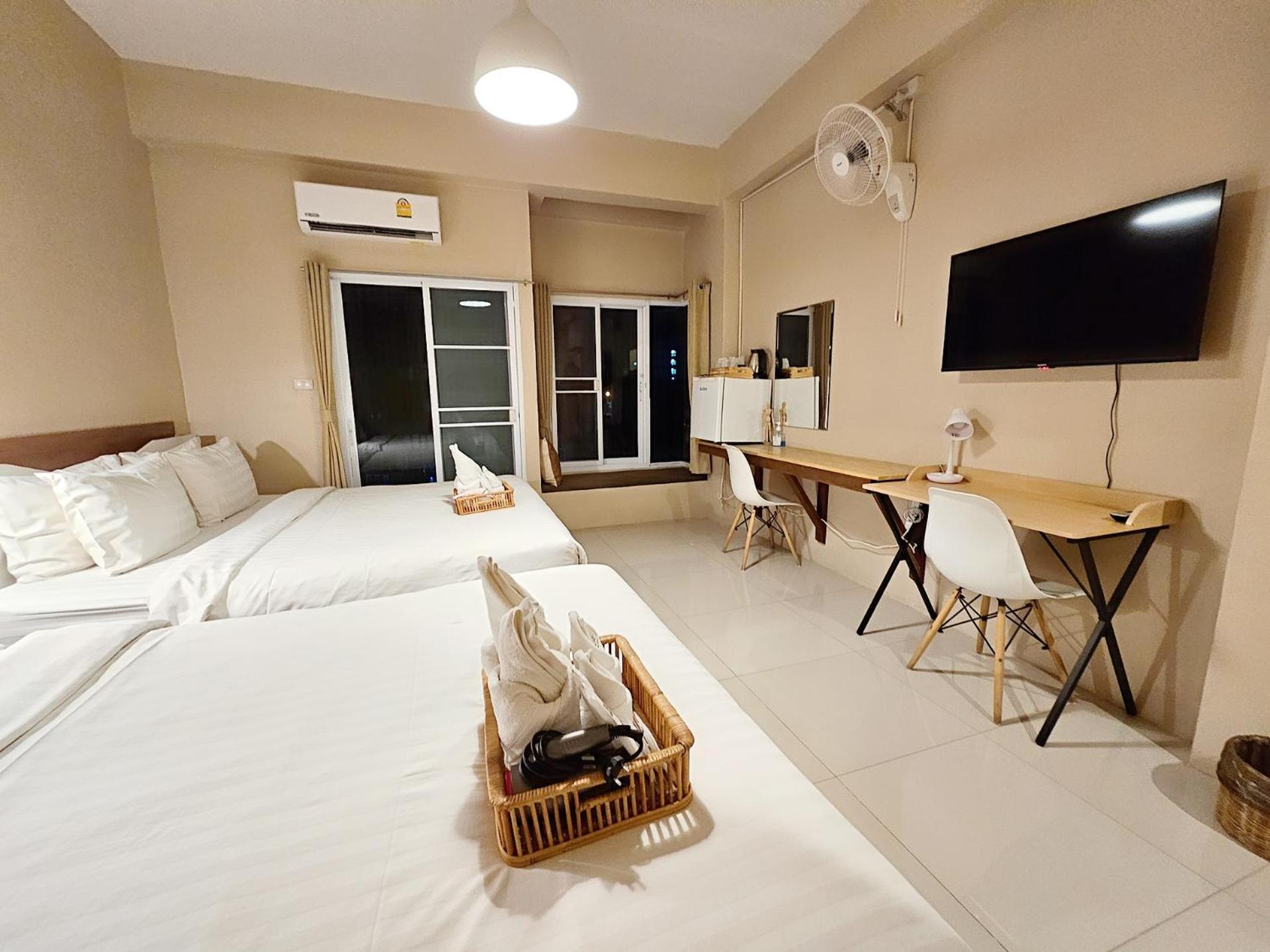 Habitat Hotel 2*