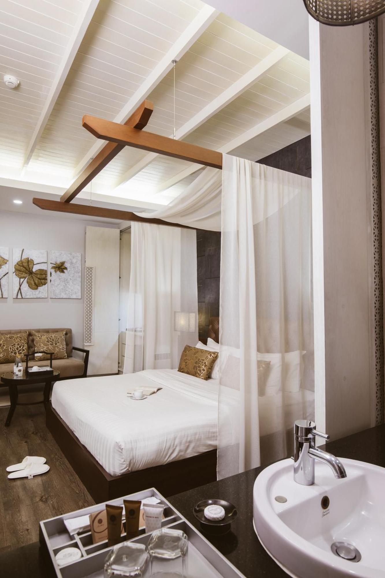 De Chai Colonial & - Sha Hotel Chiang Mai
