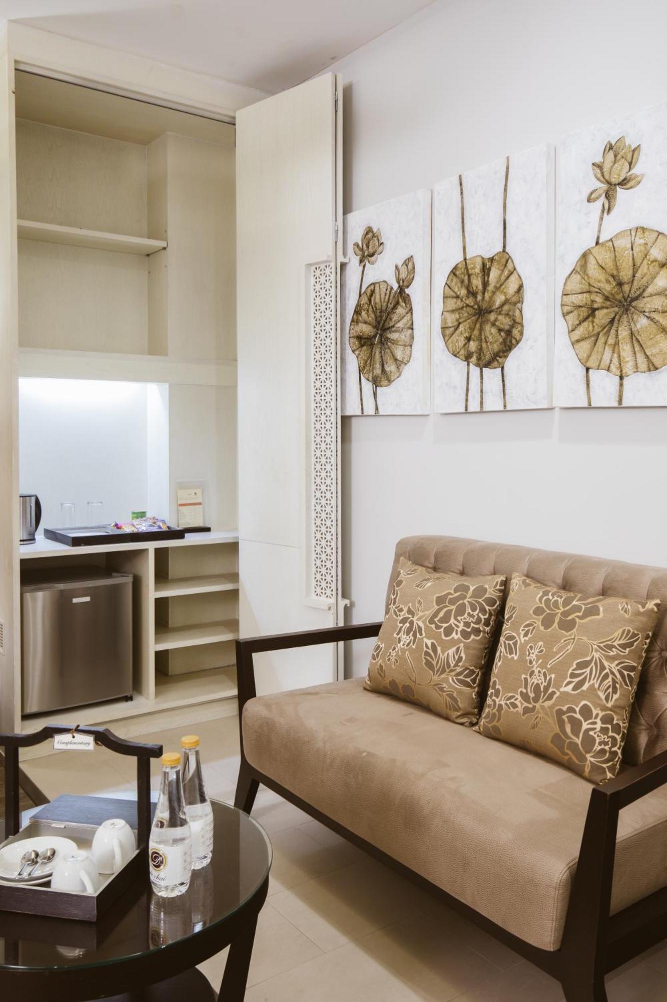 Hotel De Chai Colonial & - Sha 4*