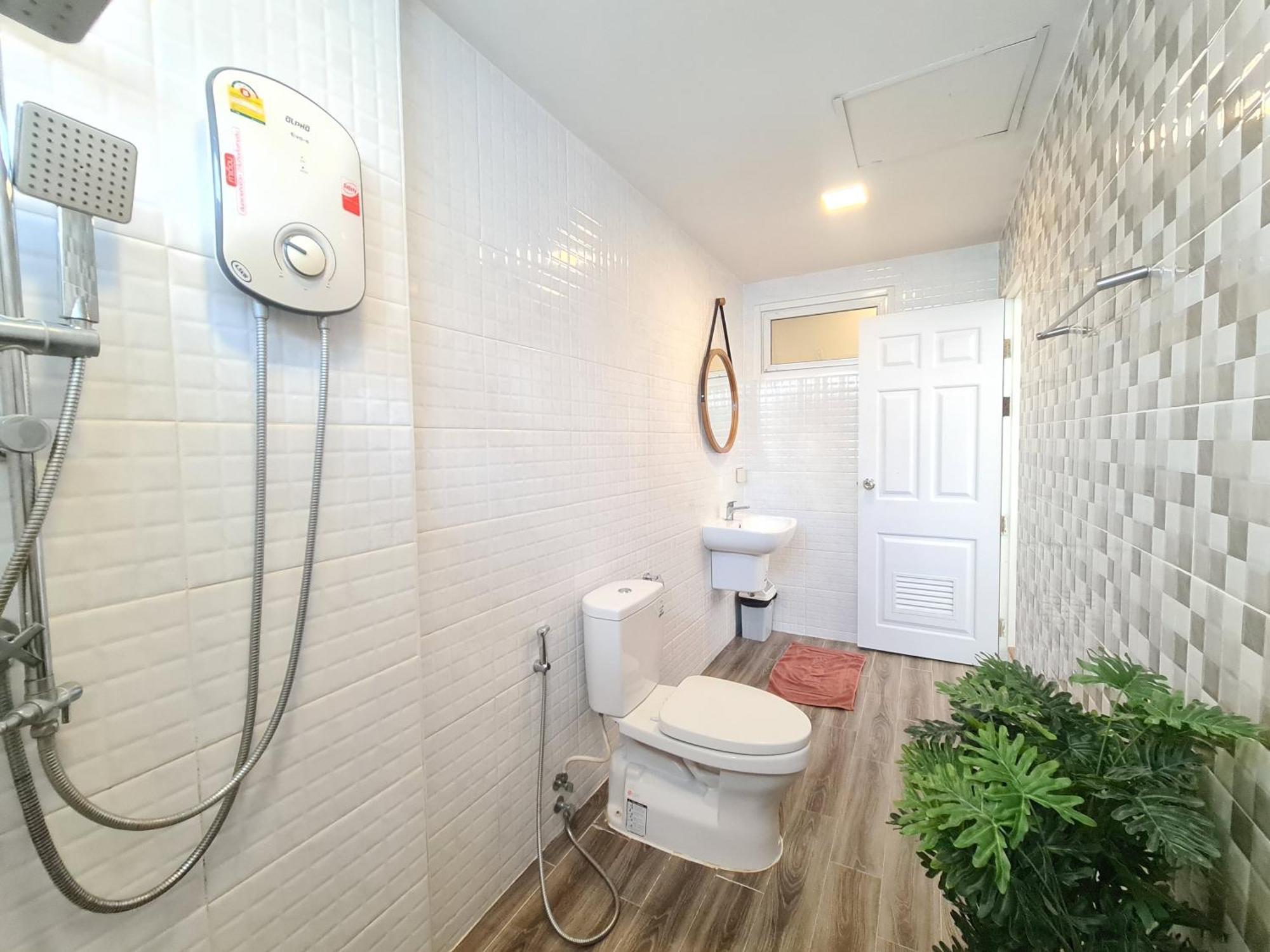 Nimman 4 Bedrooms Villa *