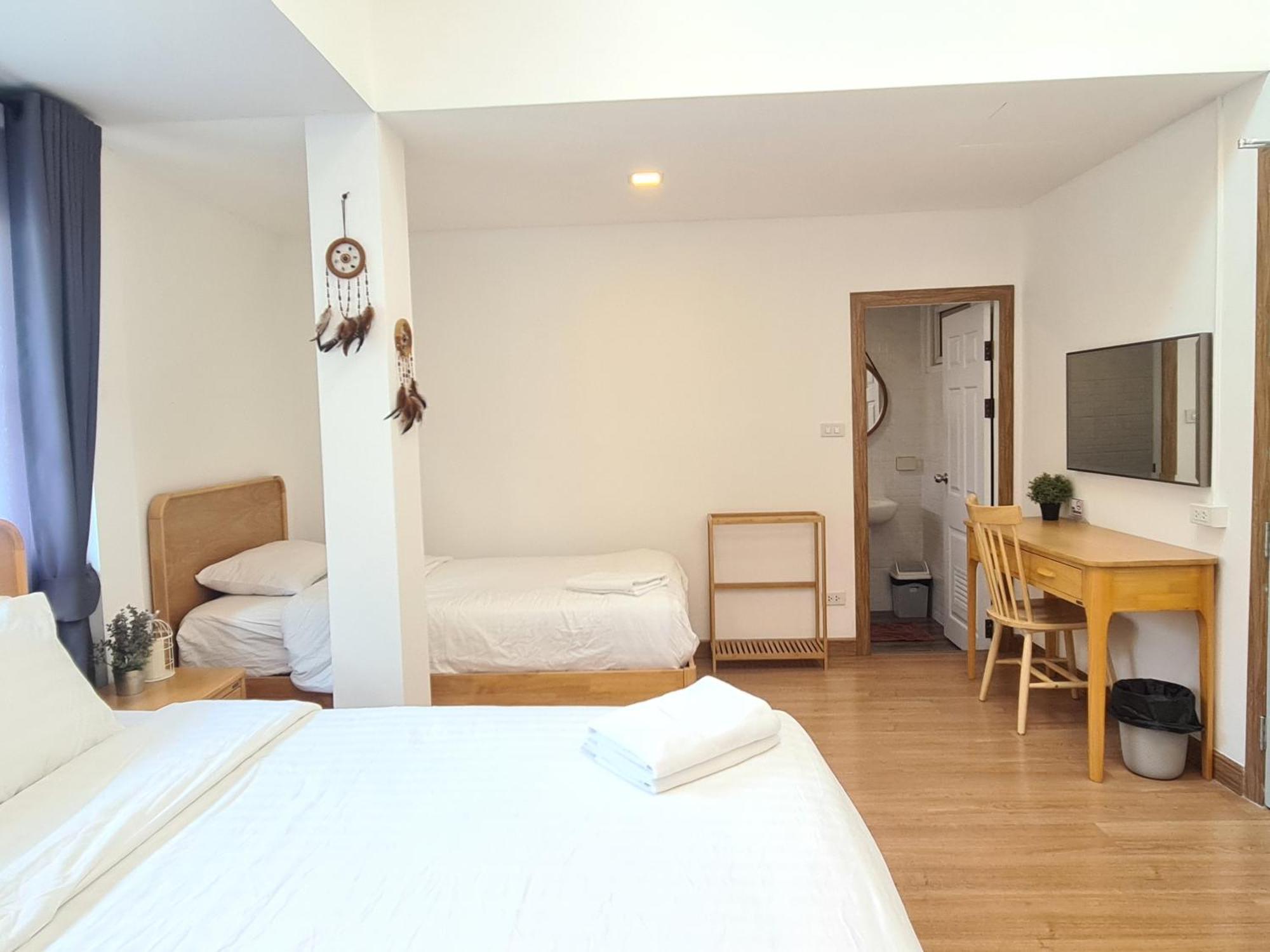 Nimman 4 Bedrooms Villa Chiang Mai