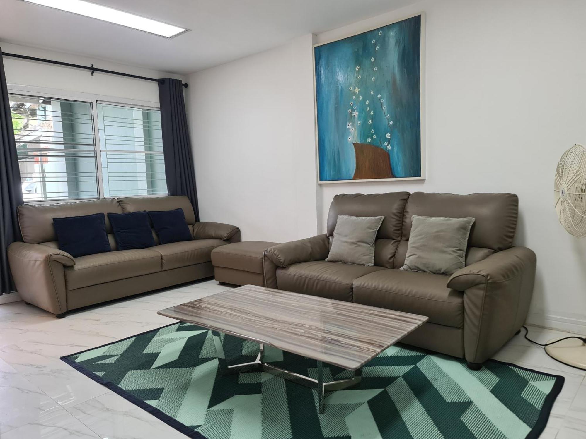 Nimman 4 Bedrooms Villa Chiang Mai