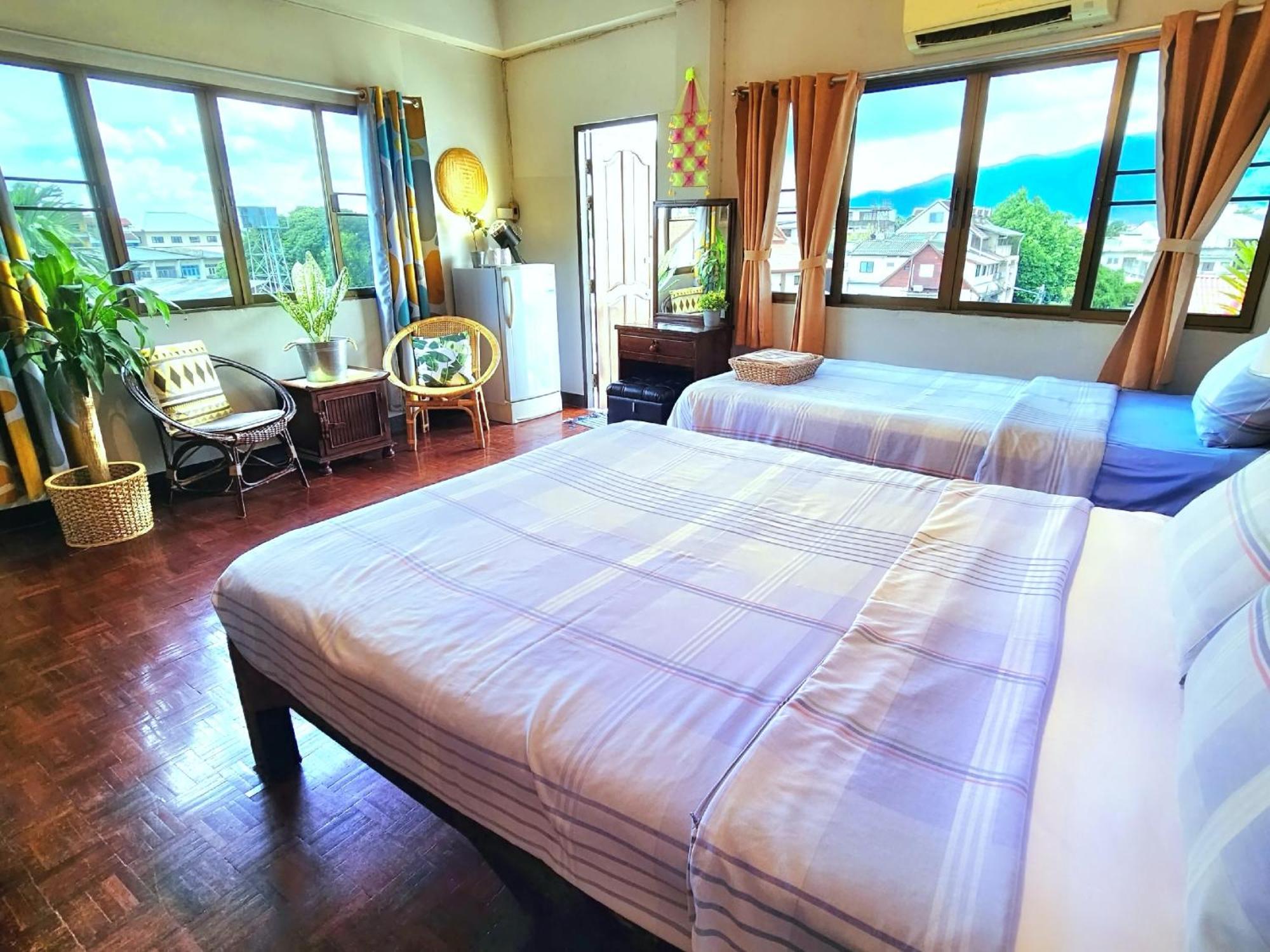 Bed And Terrace Hotel 3*