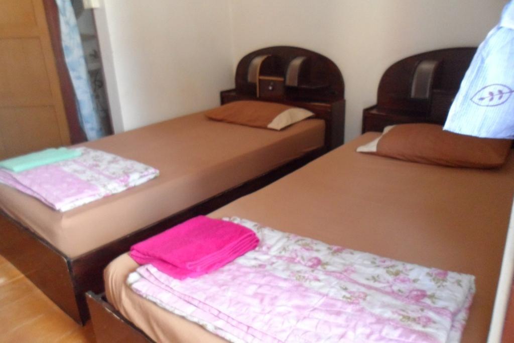 Guest house Lek