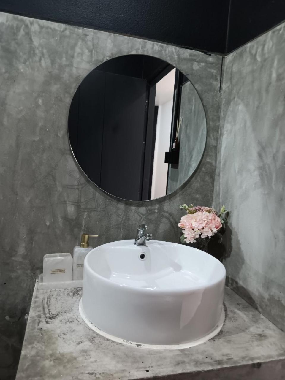 Nimman 9 2* Chiang Mai