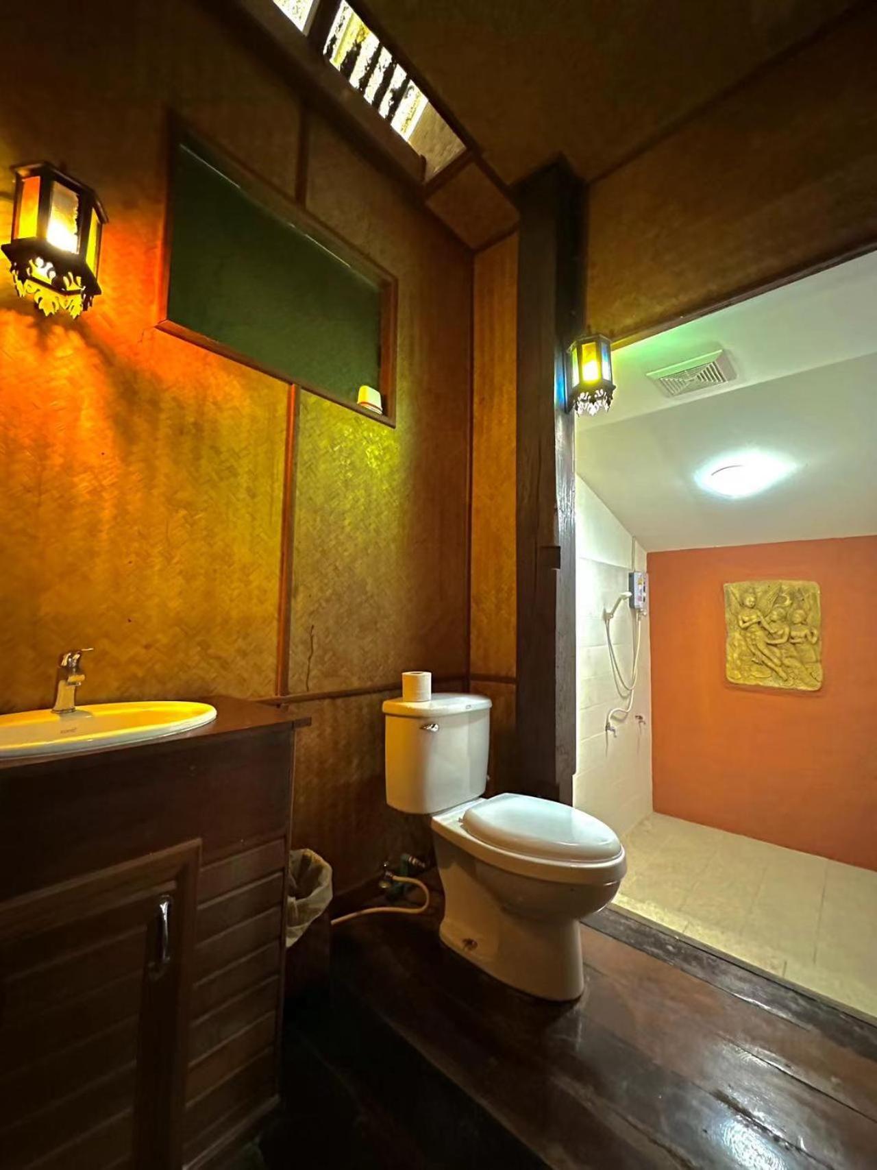 Dreamer Club Treehouse Bridge With Pool * Chiang Mai