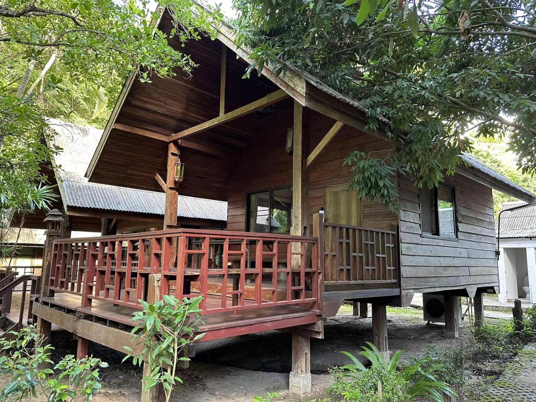 Homestay Dreamer Club Treehouse Bridge With Pool