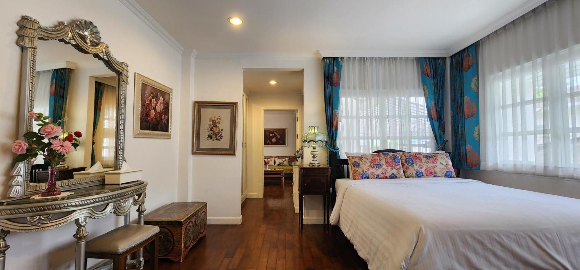 Chiangmai Singharat Road Villa Chiang Mai