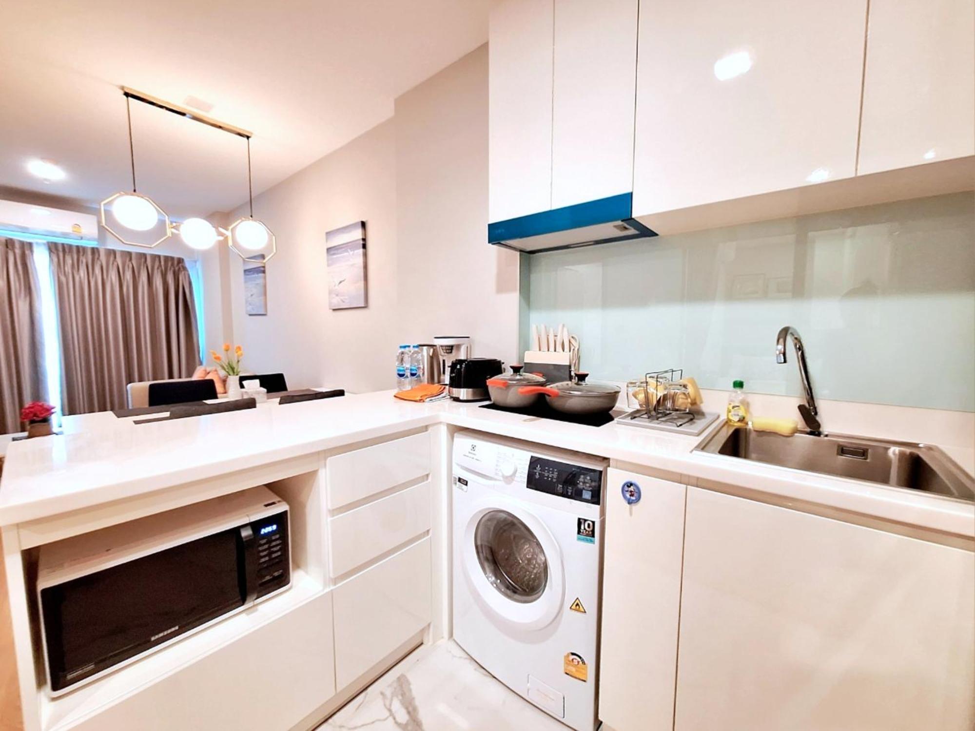 Astra Sky River Apartment *