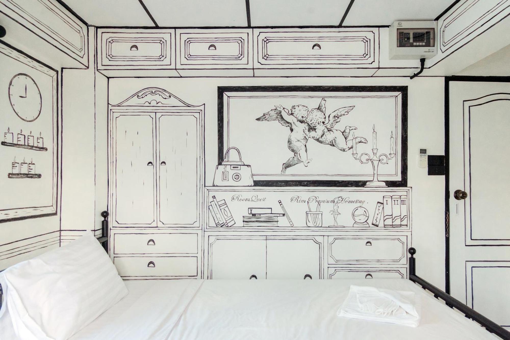 Roomquest Tha Phae