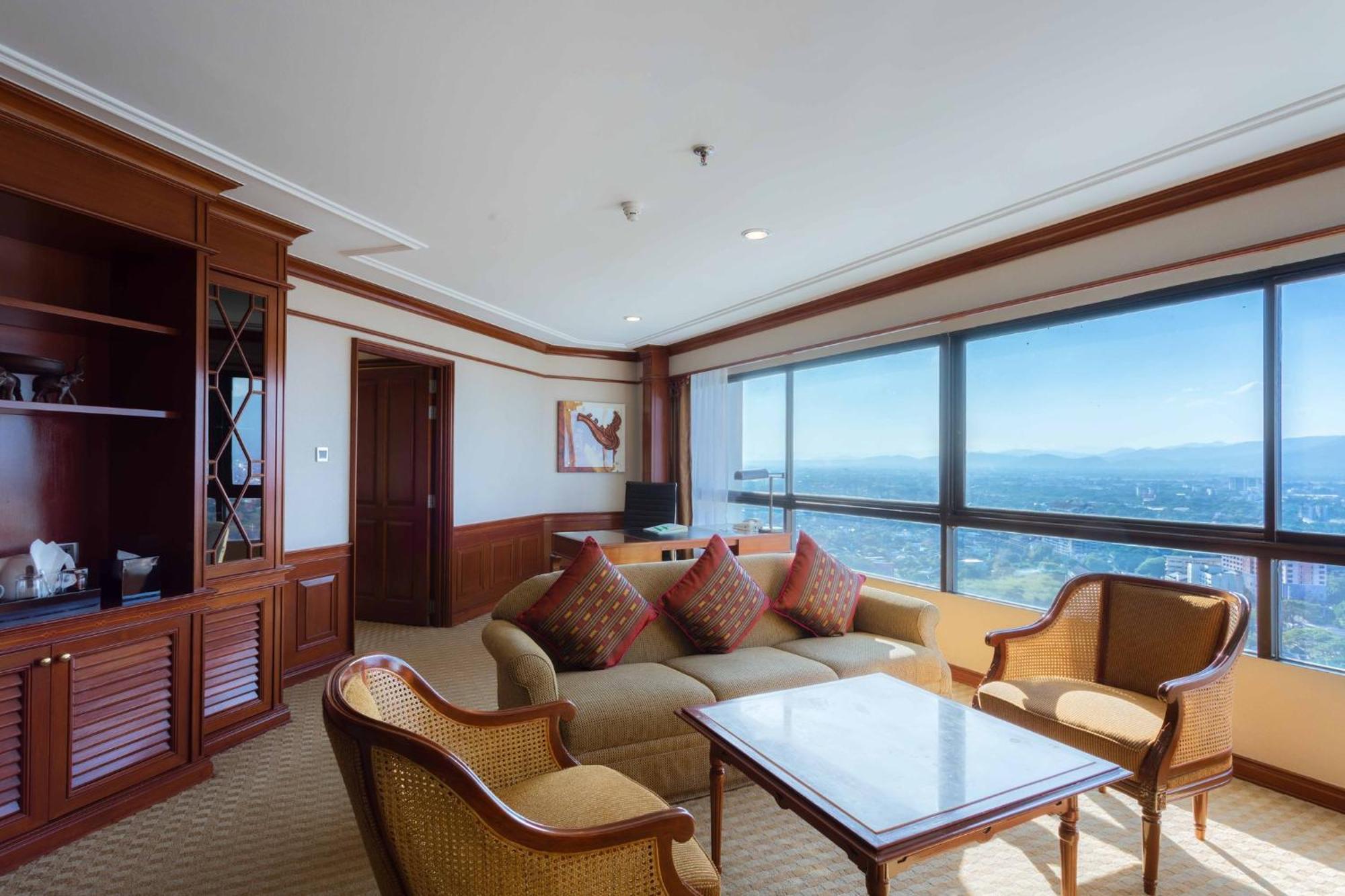 Centara Riverside
