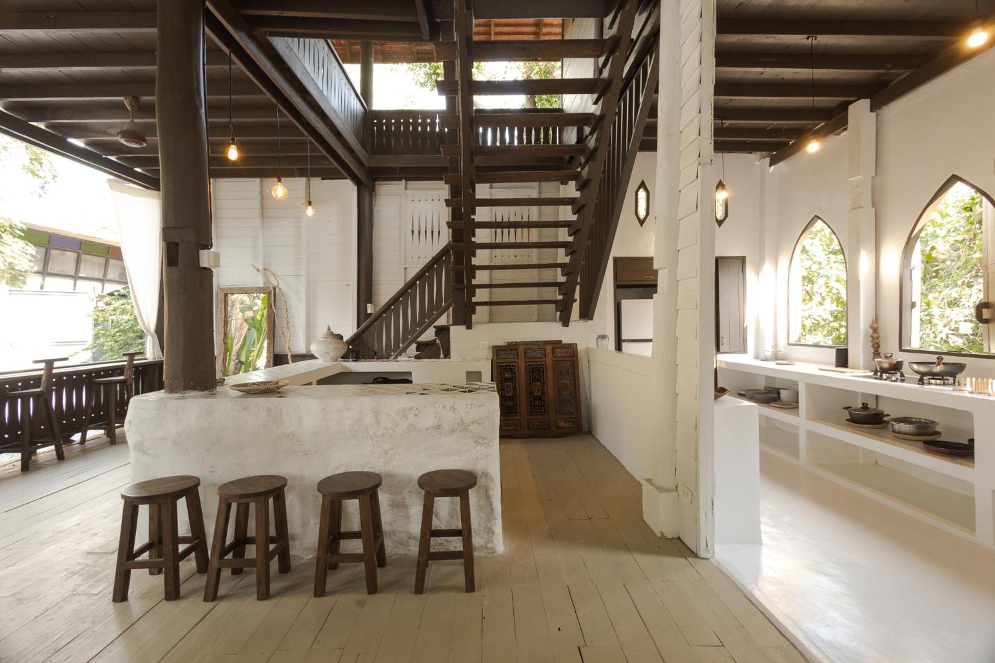 Private Oasis Pool Villa, 8 Bedroom For Groups Chiang Mai
