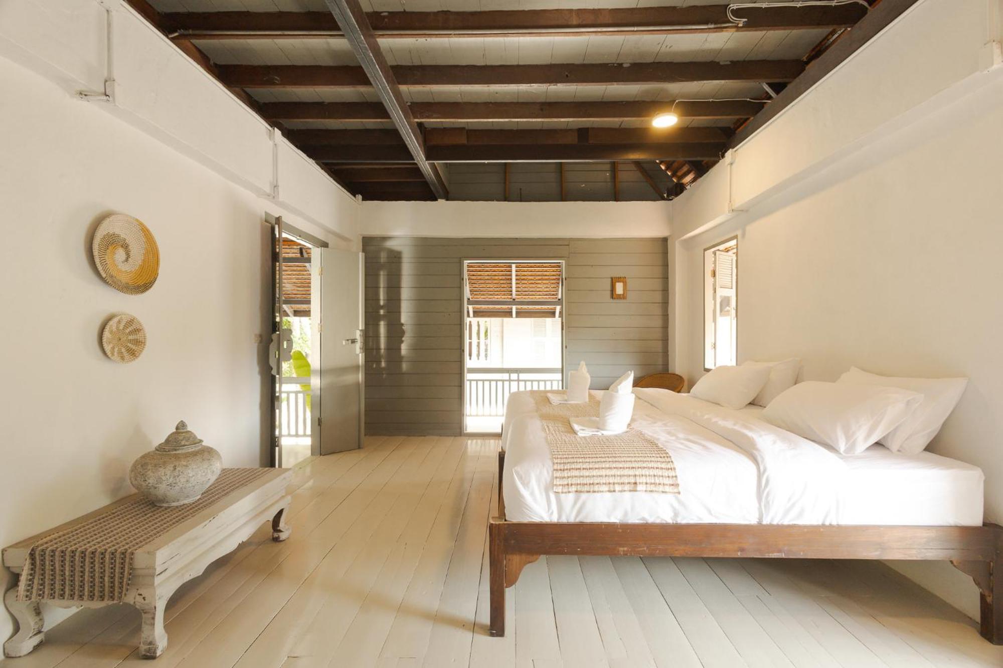Private Oasis Pool Villa, 8 Bedroom For Groups *