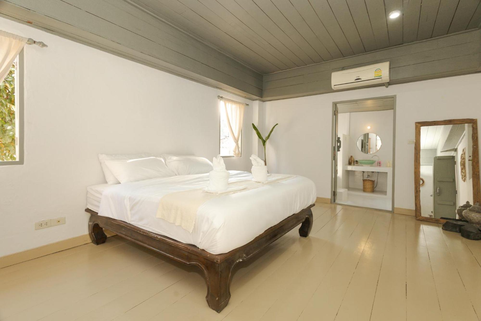 Private Oasis Pool Villa, 8 Bedroom For Groups Vila *