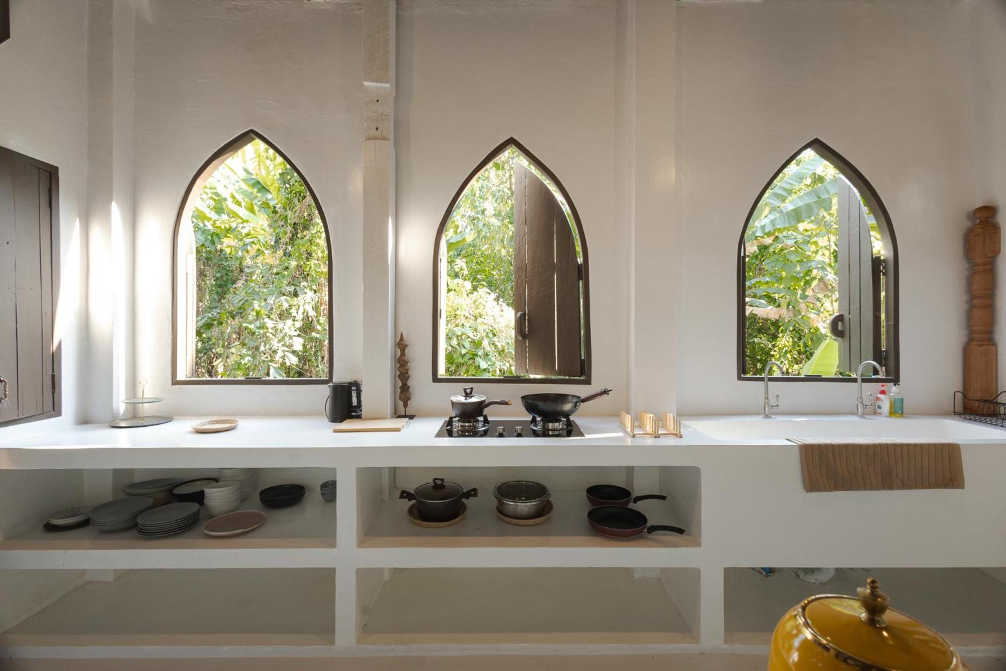 Private Oasis Pool Villa, 8 Bedroom For Groups Villa Chiang Mai