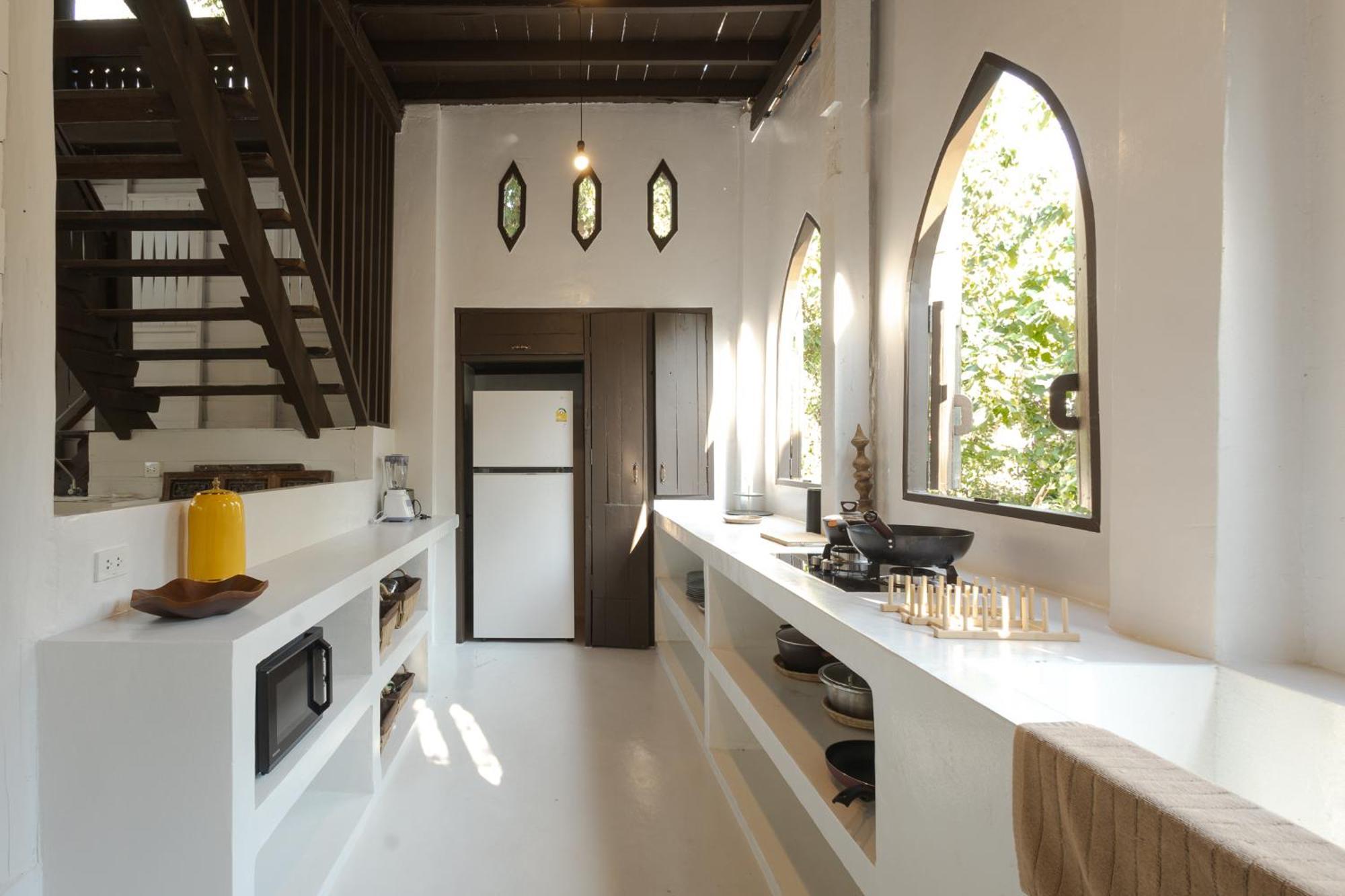 Private Oasis Pool Villa, 8 Bedroom For Groups Villa Chiang Mai