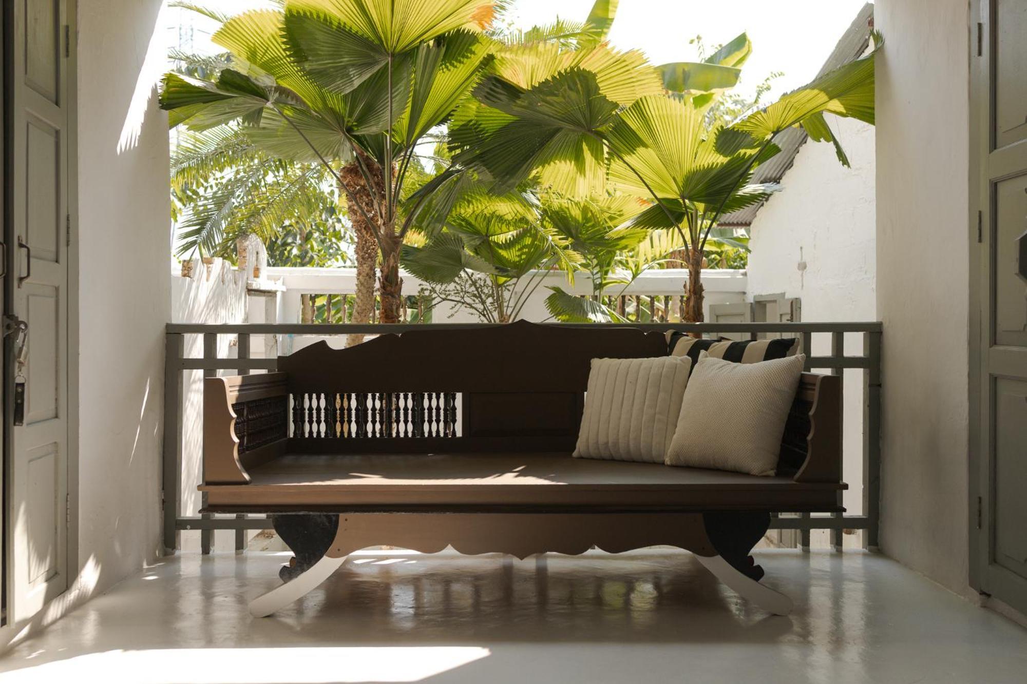 Private Oasis Pool Villa, 8 Bedroom For Groups *