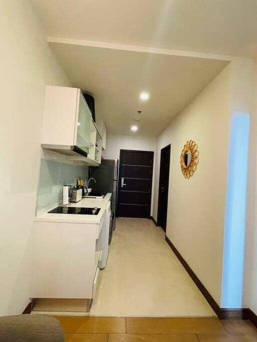 The Astra Bozz Apartment *
