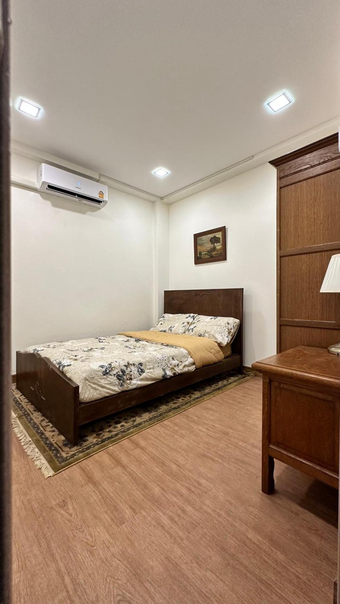 Vltava Chang Khlan Apartment