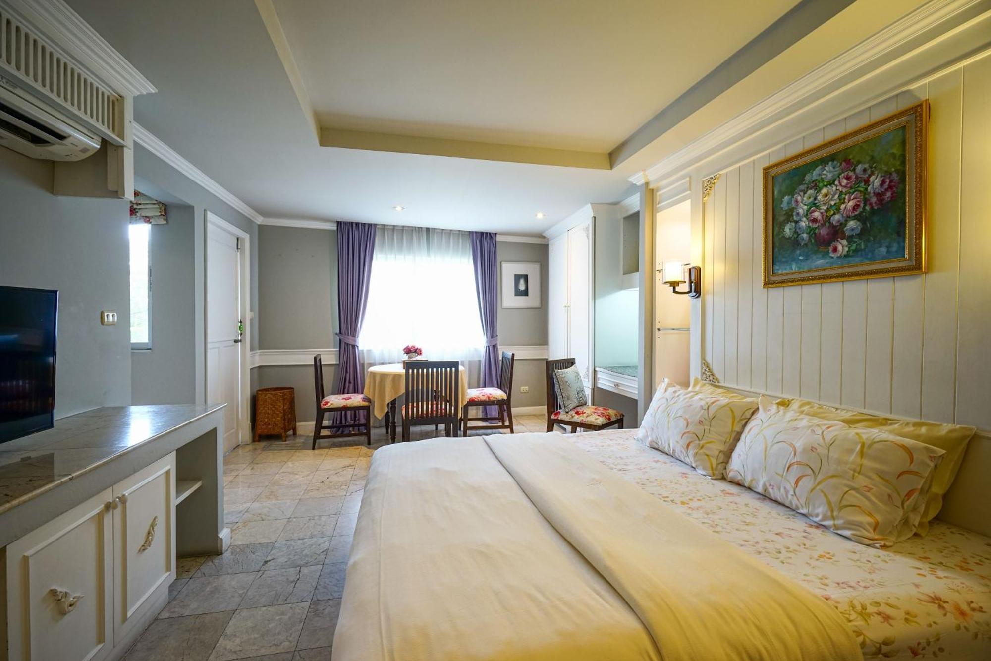Hotel At Pingnakorn Nimman