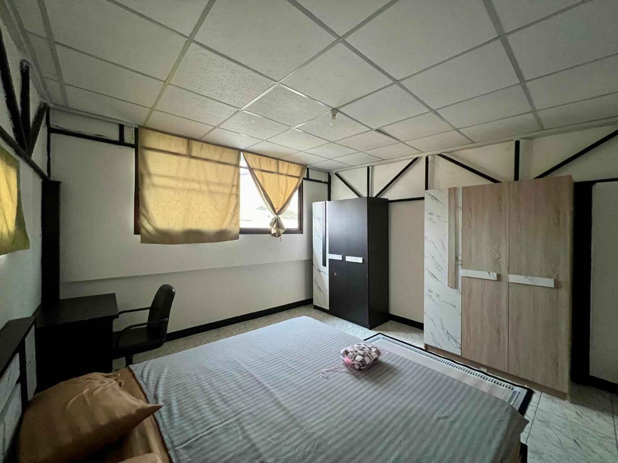 The Cube Privateroom@city Apartment
