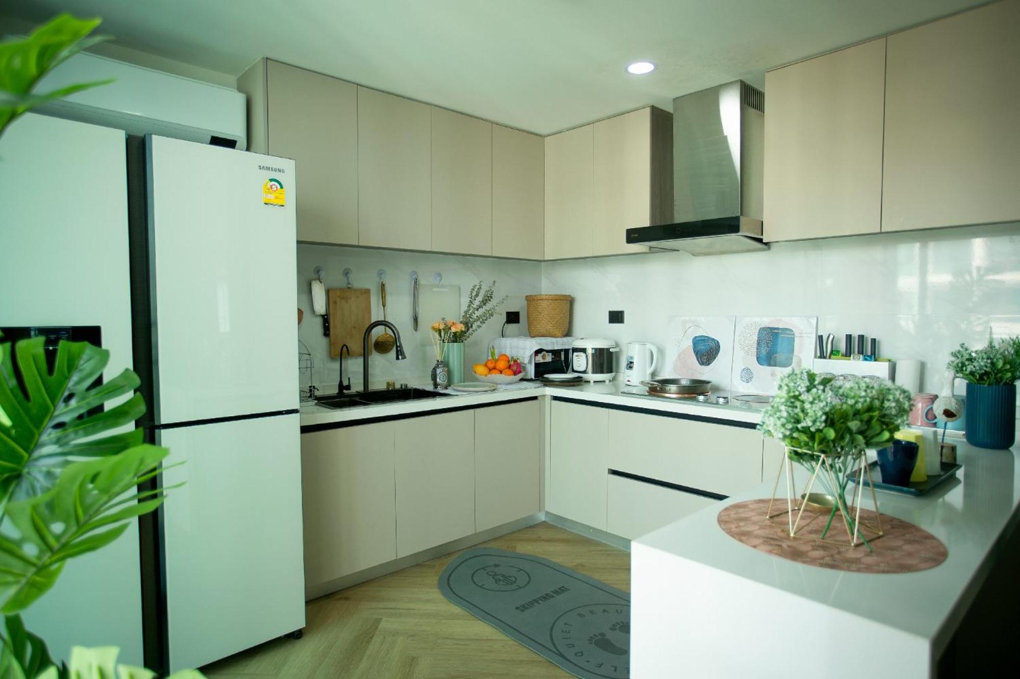 Lily's Rianbow Apartment