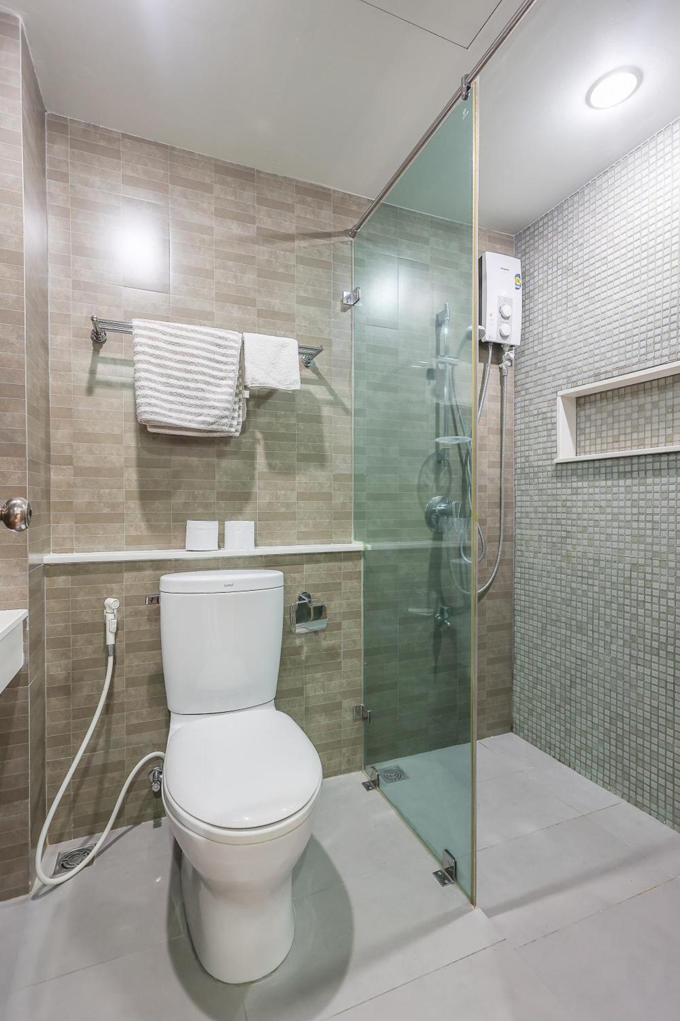 Modern Style 1br / Large Balcony At Nimman Apartamento *