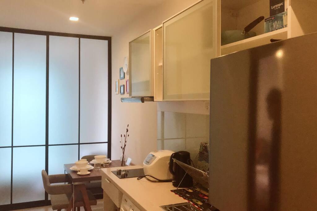 Astra Condo-2 Beds-4ppl *