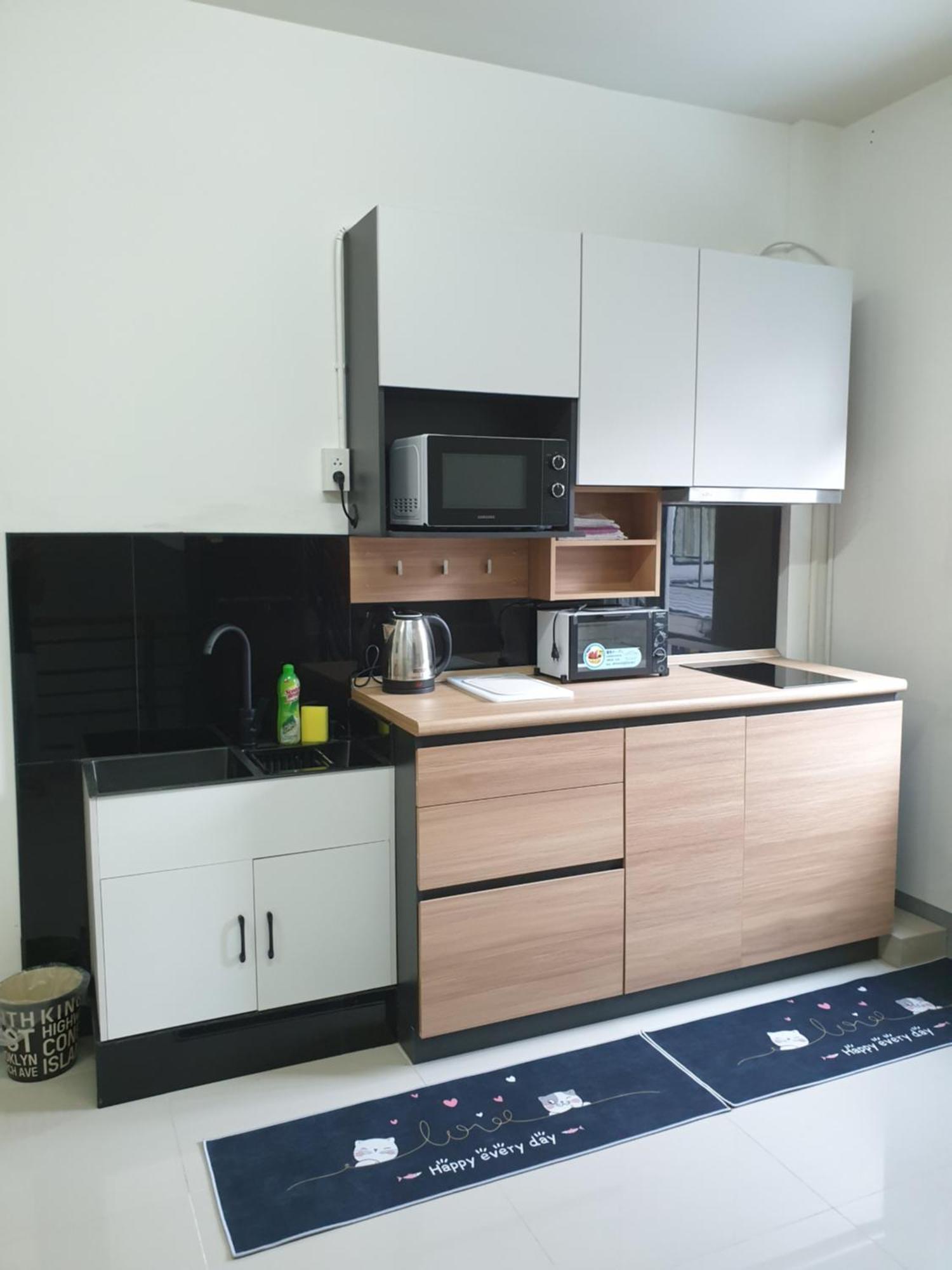 House In Community Mall, Spacious 6 People, 3br