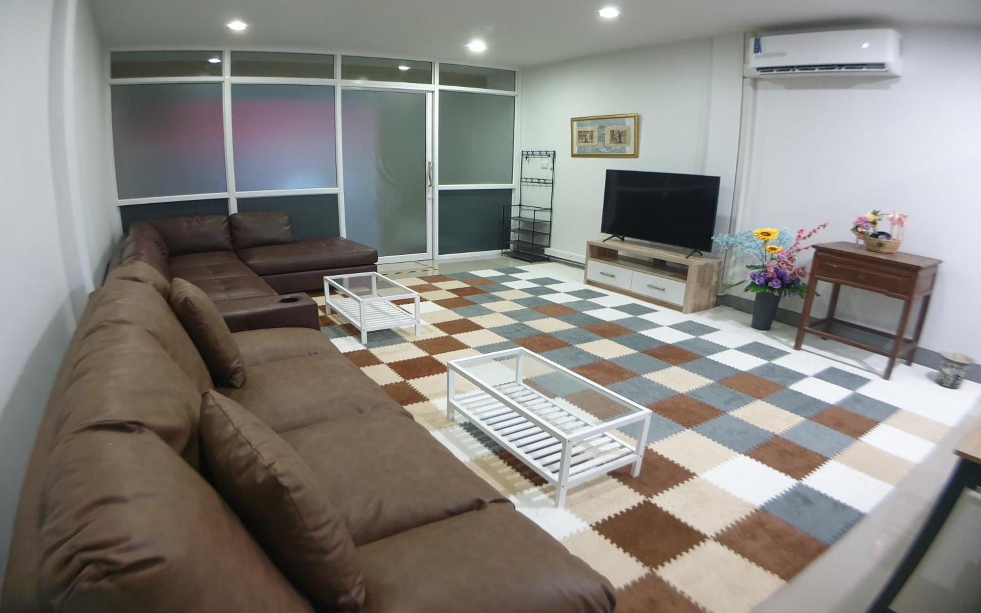 Holiday home House In Community Mall, Spacious 6 People, 3br Chiang Mai