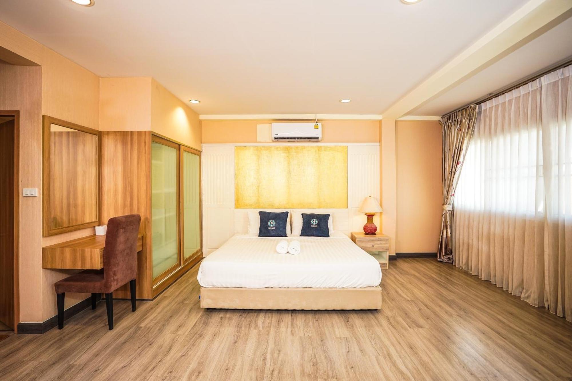 Blue Cafe Apartment Chiang Mai