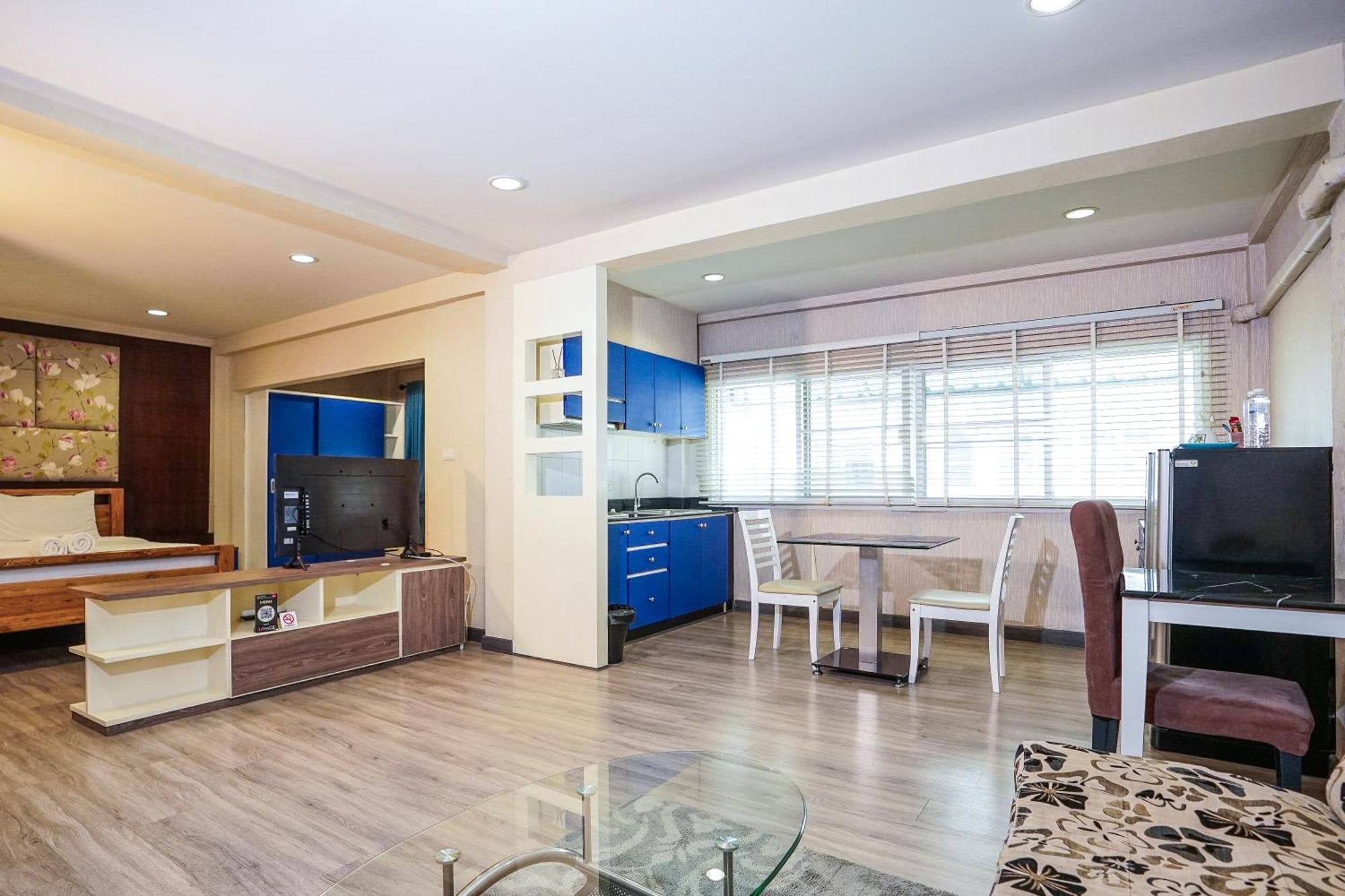 Blue Cafe Apartamento Chiang Mai