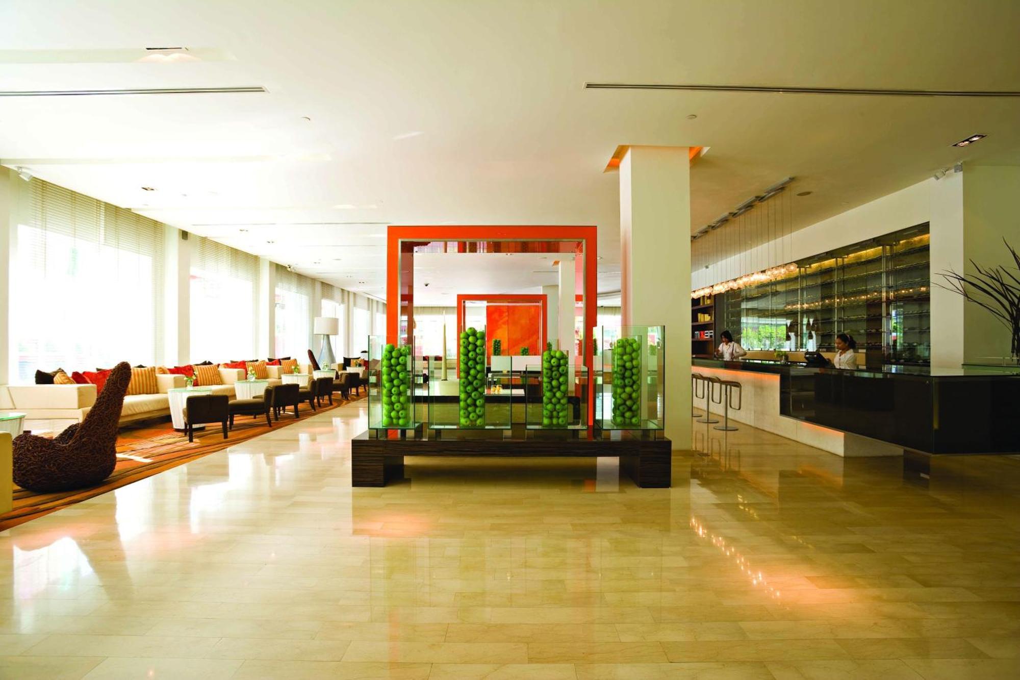 Hotel Dusitd2 Chiang Mai