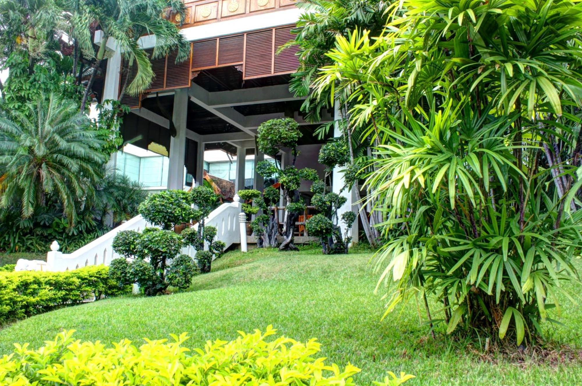Hotel The Empress - Sha Extra Chiang Mai