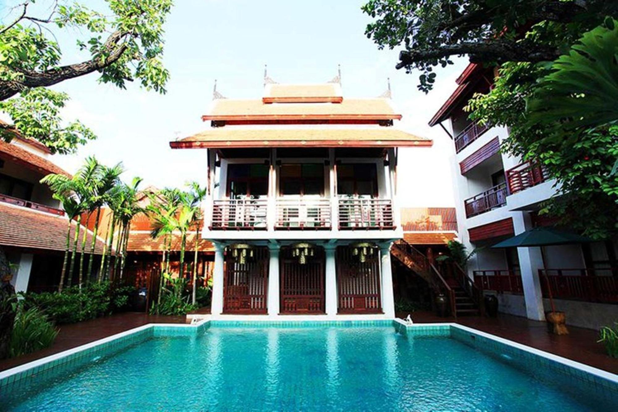Resort The Rim 4*
