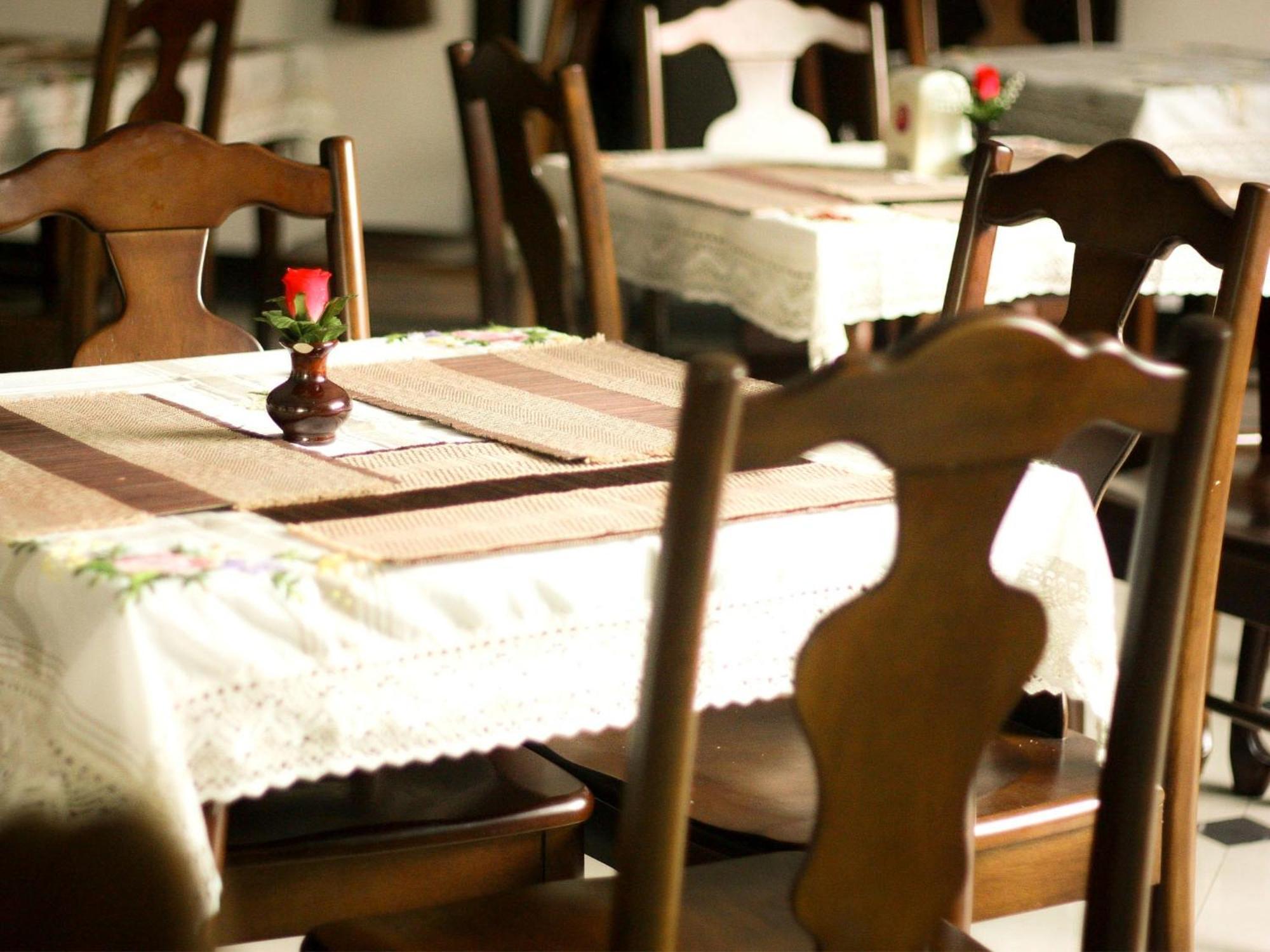 Hotel Romena Grand