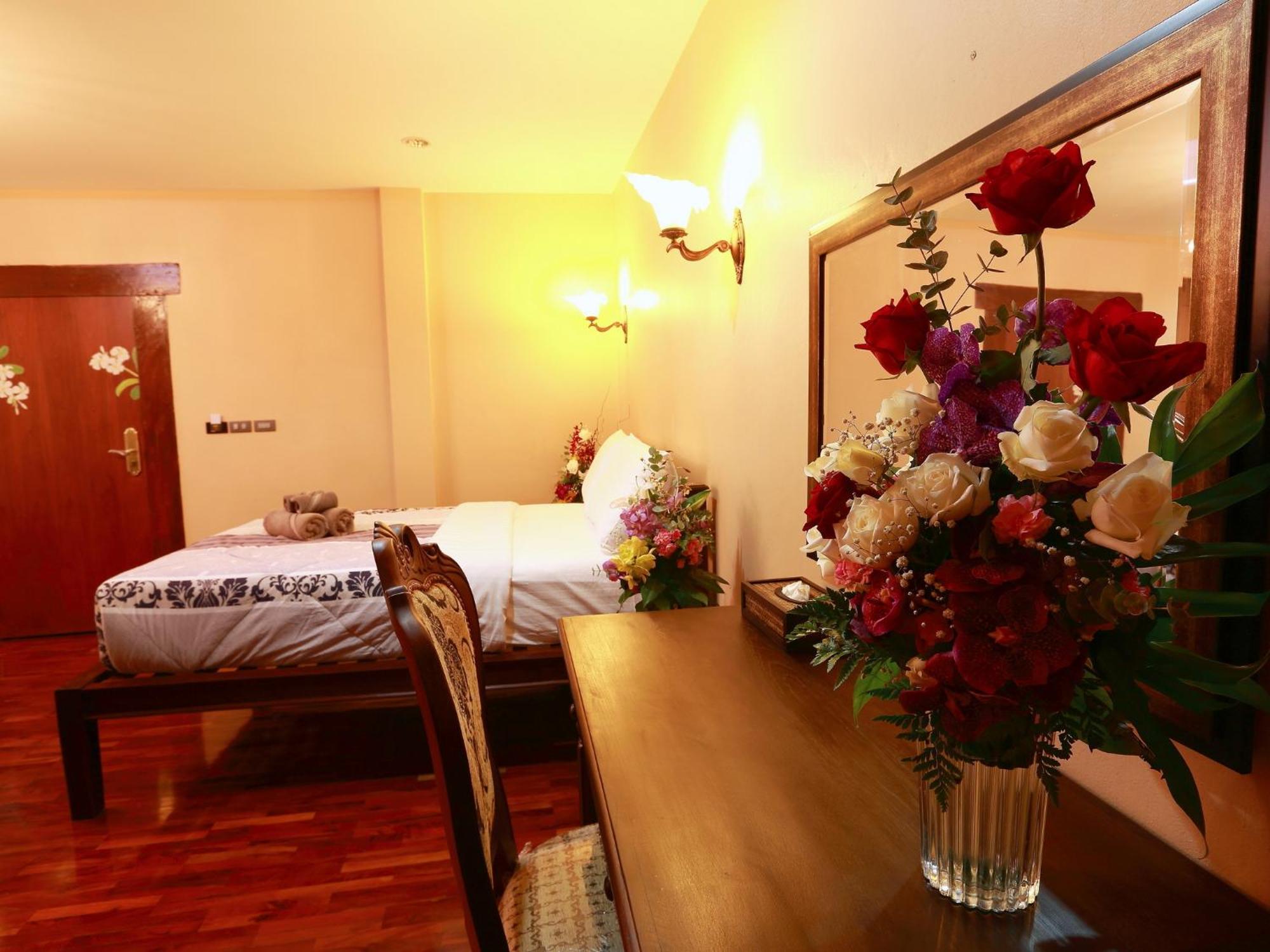 Hotel At