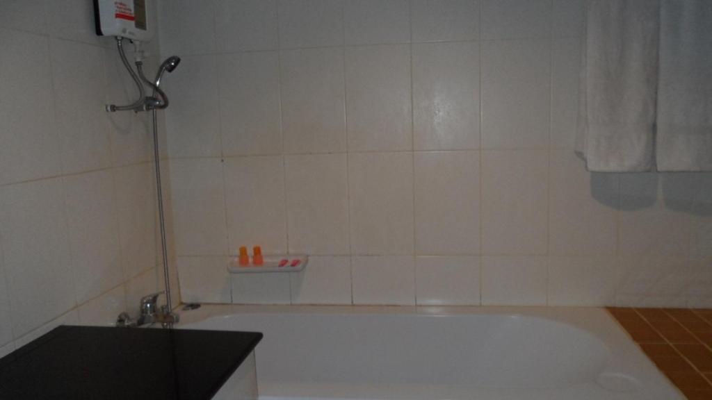 Guest house Bautong 2*