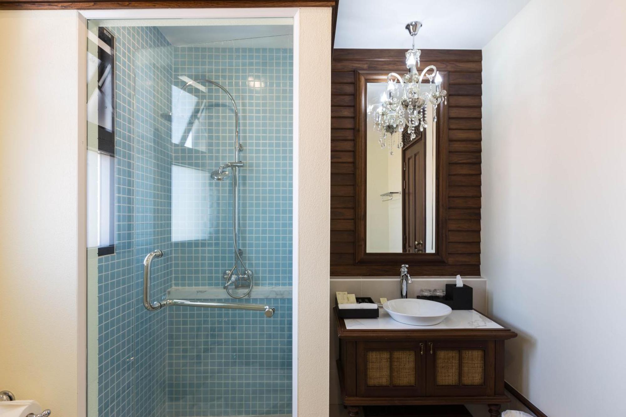 Hotel Content Chiangmai 4*