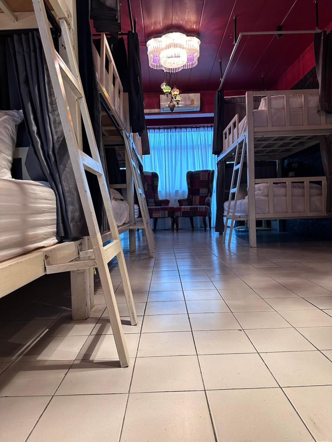 Hostel Lemonap *