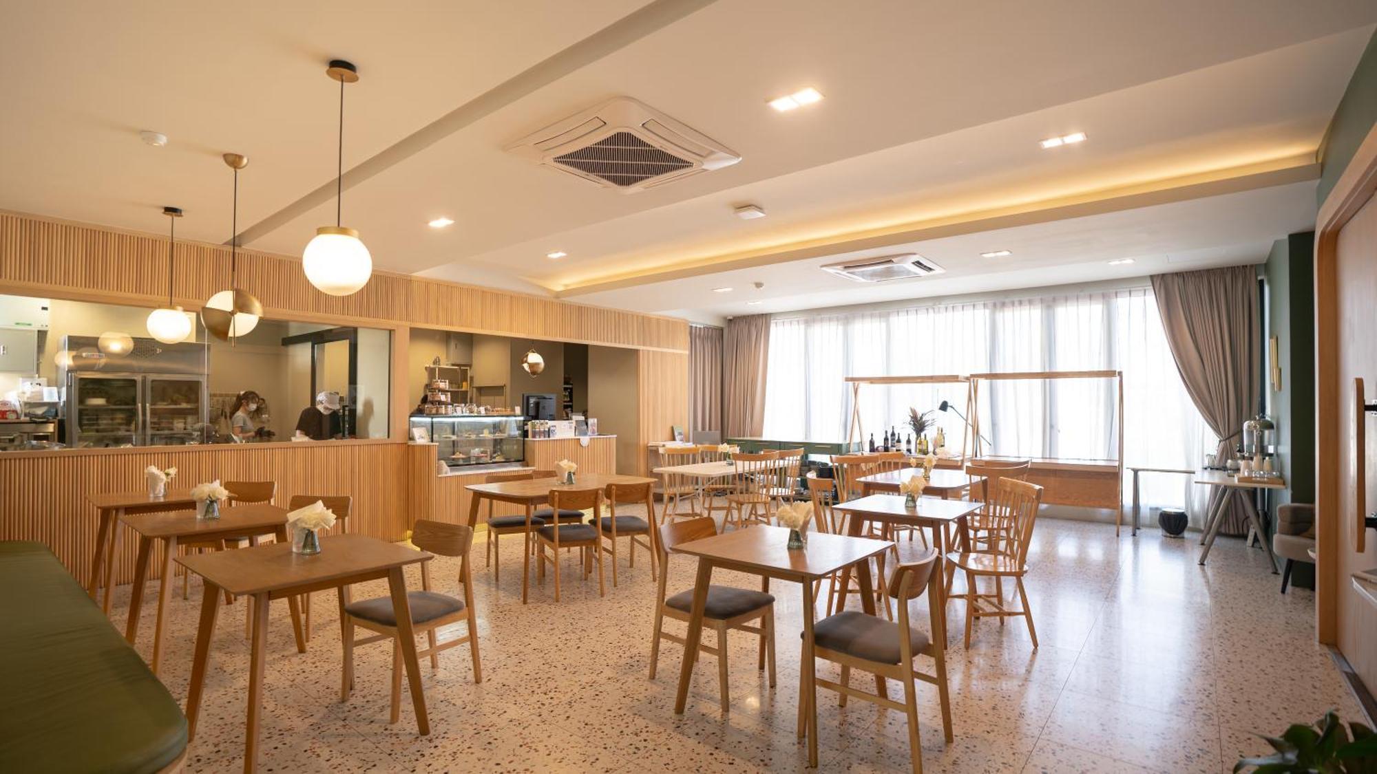 Hotel The Rise Hotel, - Sha Extra