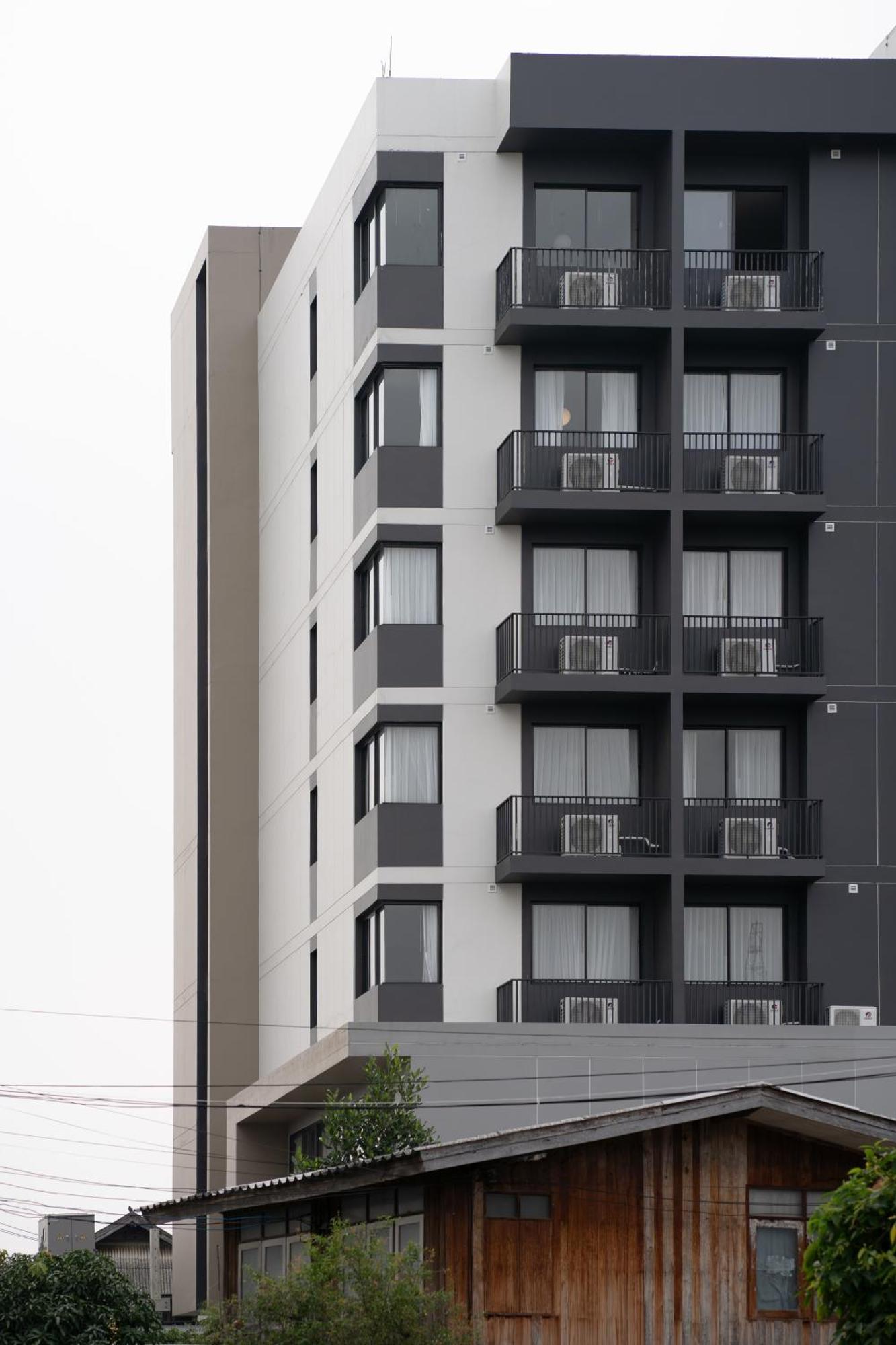 The Rise Hotel, - Sha Extra