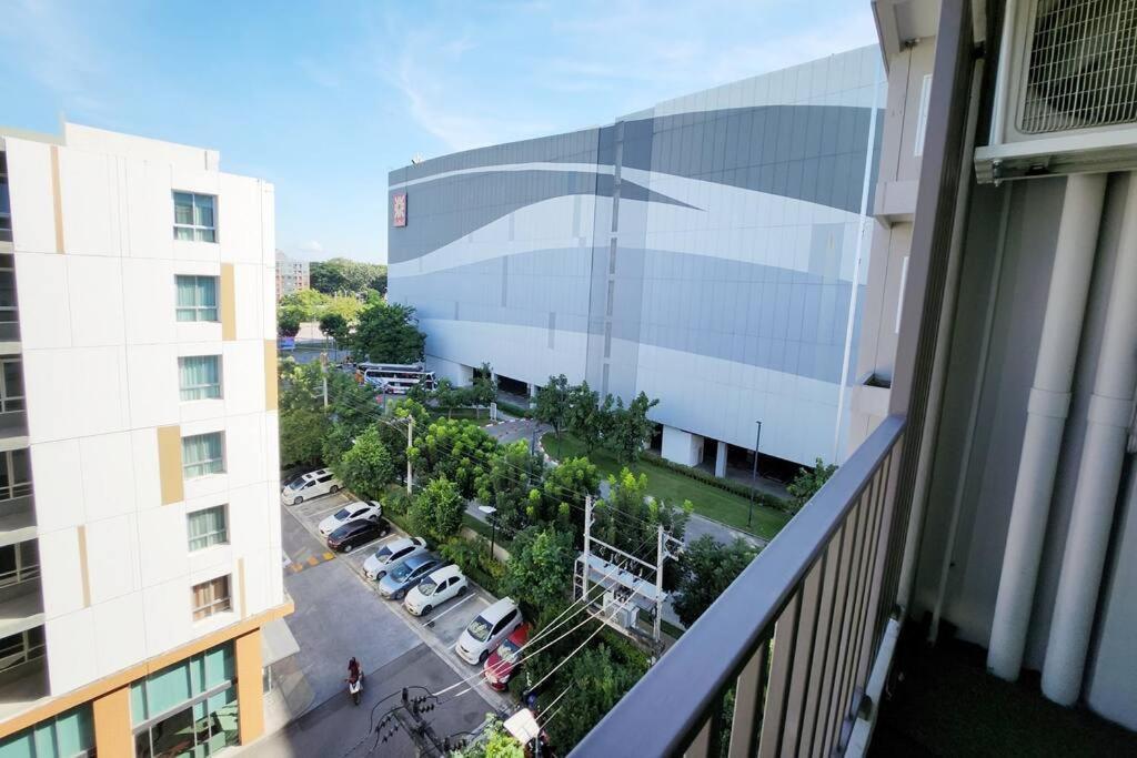 Dcondo For 3 Guests Near Festival With Pool/gym Chiang Mai