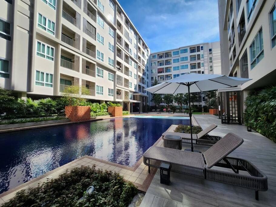 Apartment Dcondo For 3 Guests Near Festival With Pool/gym *