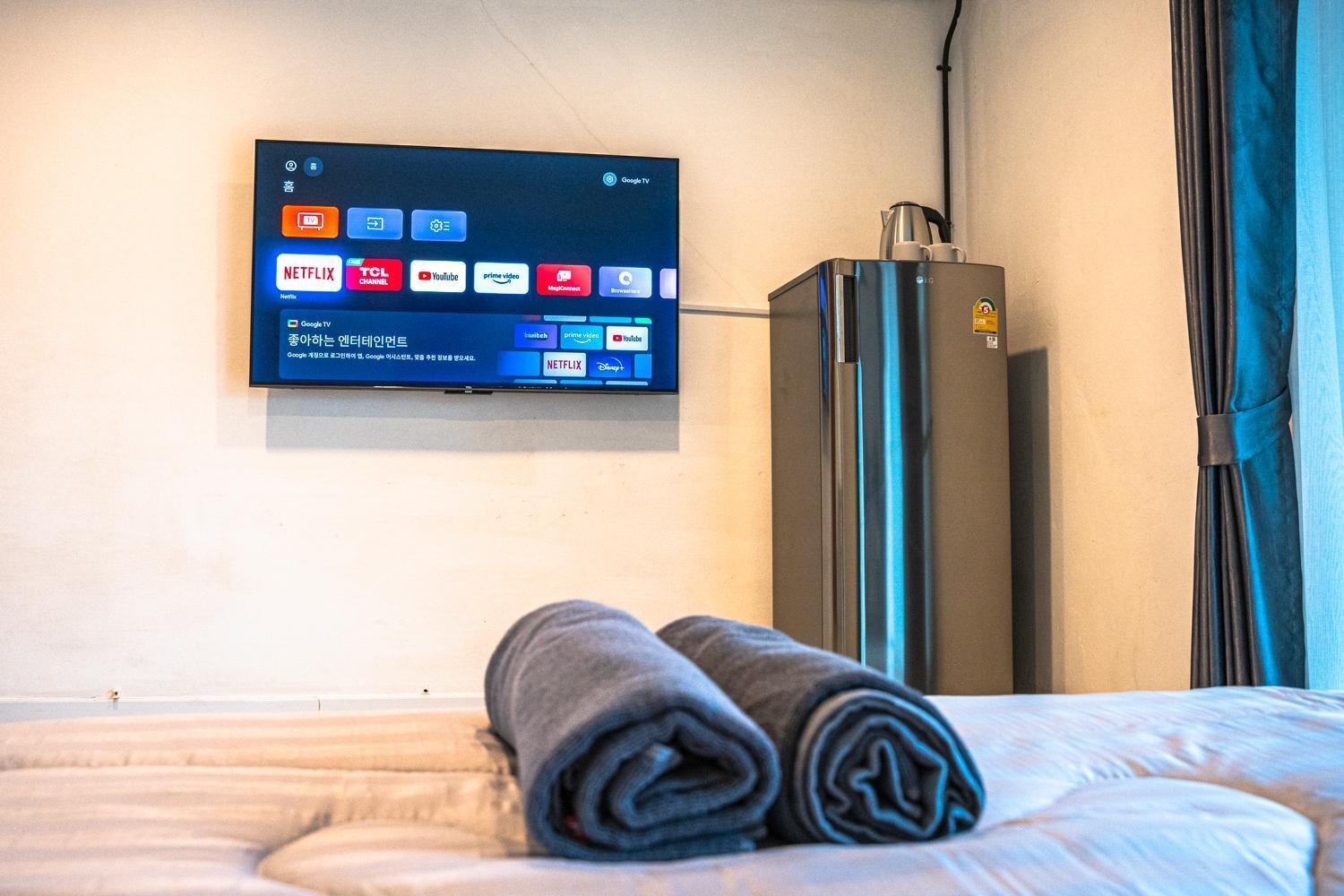 Monkey Toe Hostel